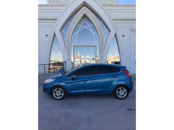 Sahibinden Ford Fiesta 1.6 Titanium 2013 Model 
