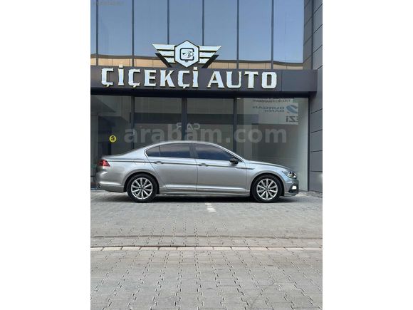 ÇİÇEKÇİ AUTO'DAN R LİNE DONANIMLI PASSAT