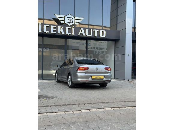 ÇİÇEKÇİ AUTO'DAN R LİNE DONANIMLI PASSAT