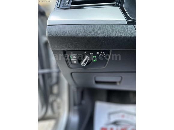 ÇİÇEKÇİ AUTO'DAN R LİNE DONANIMLI PASSAT