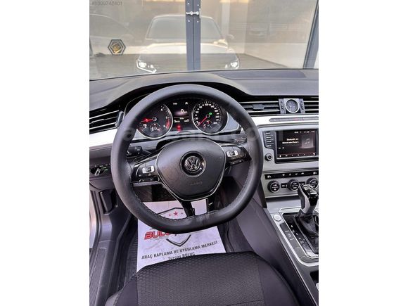 ÇİÇEKÇİ AUTO'DAN R LİNE DONANIMLI PASSAT