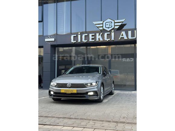 ÇİÇEKÇİ AUTO'DAN R LİNE DONANIMLI PASSAT