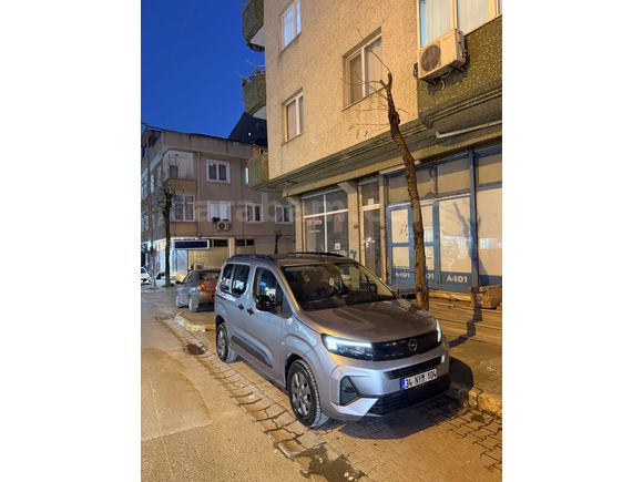 Sahibinden Opel Combo 1.5 CDTI Edition 2025 Model 