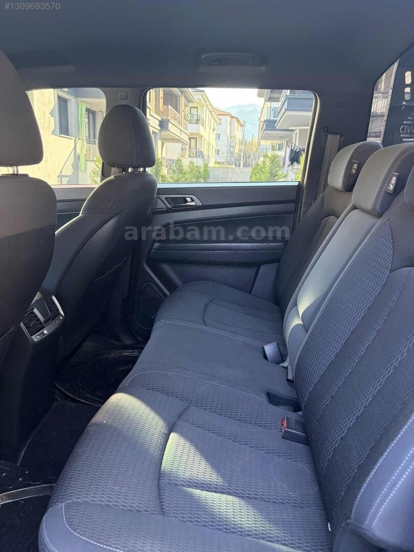 Galeriden KGM SsangYong Musso Grand 2.2 D Platinum 2023 Model Denizli 45.000 km Yeşil 6