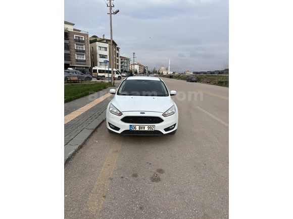 Sahibinden Ford Focus 1.6 Ti-VCT Trend X 2016 Model