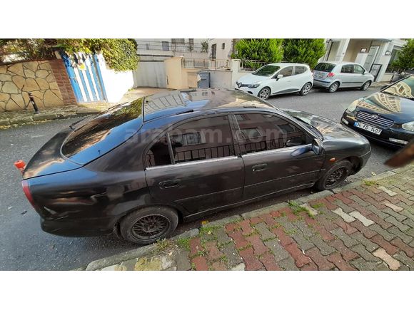 Sahibinden Mitsubishi Carisma 1.6 GLX 2000 Model