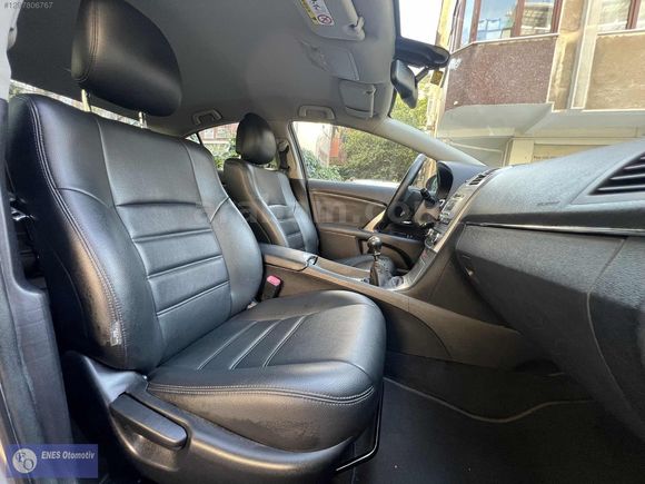 2015-AVENSİS ELEGANT-1.6cc-132Hp-İLK SAHİP-YETKİLİ BAKIMLI