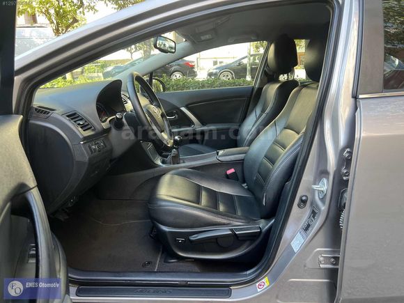 2015-AVENSİS ELEGANT-1.6cc-132Hp-İLK SAHİP-YETKİLİ BAKIMLI