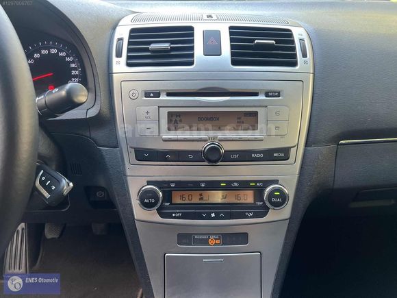 2015-AVENSİS ELEGANT-1.6cc-132Hp-İLK SAHİP-YETKİLİ BAKIMLI