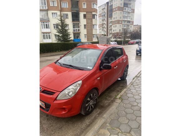 Sahibinden Hyundai i20 1.4 CVVT Team 2011 Model 
