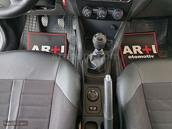A R T I ' DAN 2019 DUSTER 1.5 Blue dCI 4X4 TAKASLI