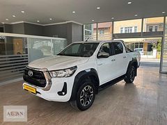 2022 TOYOTA HİLUX 2.4 4x2 ADVENTURE SÜRGÜLÜ BAGAJ HATASIZ BAKIML
