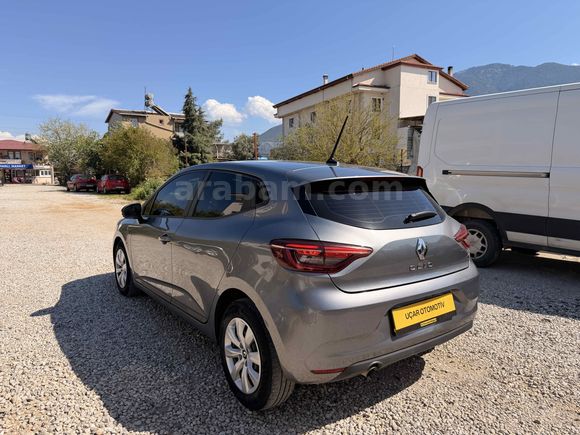 Galeriden Renault Clio 1.0 TCe Joy 2023 Model Muğla