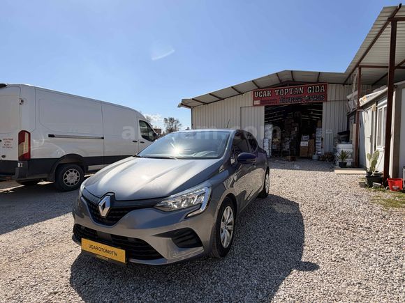 Galeriden Renault Clio 1.0 TCe Joy 2023 Model Muğla