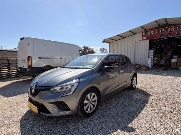Galeriden Renault Clio 1.0 TCe Joy 2023 Model Muğla