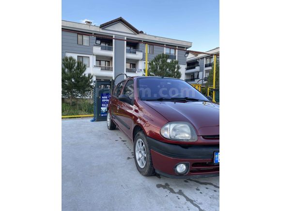 Sahibinden Renault Clio 1.4 RTA 1999 Model 