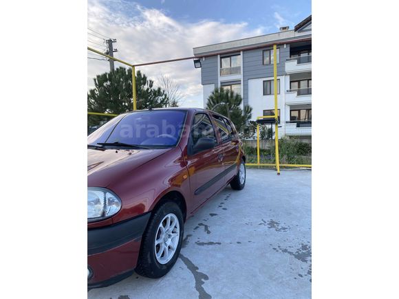 Sahibinden Renault Clio 1.4 RTA 1999 Model 