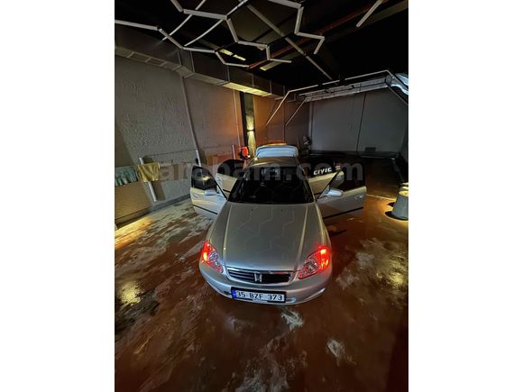 Sahibinden Honda Civic 1.4 i S 2000 Model 