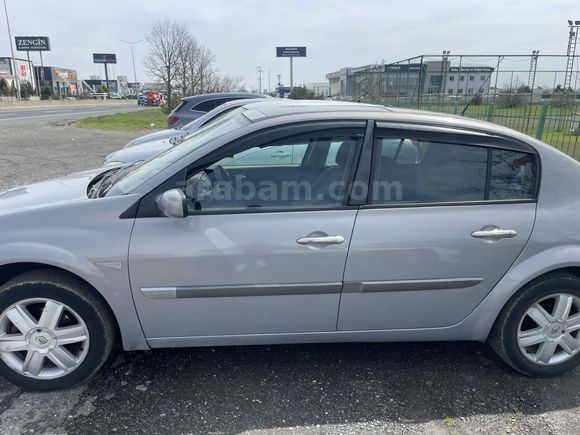 KUPON Temiz bakımlı Sahibinden Renault Megane 1.6 Dynamique 2005 Model 