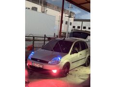 Sahibinden Ford Fiesta 1.4 Ghia 2004 Model