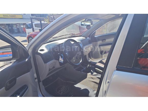 Sahibinden Hyundai Accent Era 1.6 Select 2008 Model  325.000 km Gri