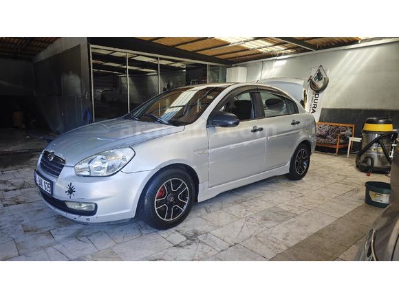 Sahibinden Hyundai Accent Era 1.6 Select 2008 Model  325.000 km Gri