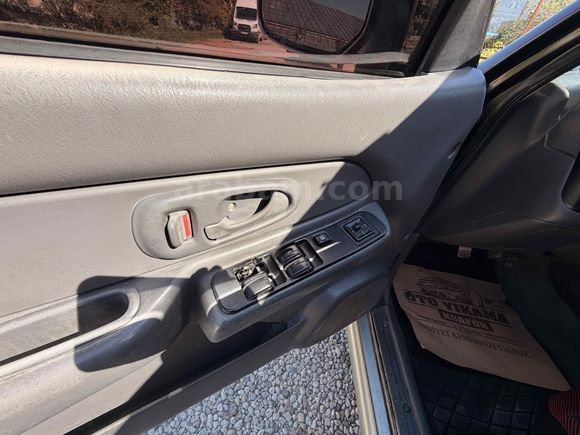 Galeriden Mitsubishi L 200 4x2 Magnum 2004 Model Muğla