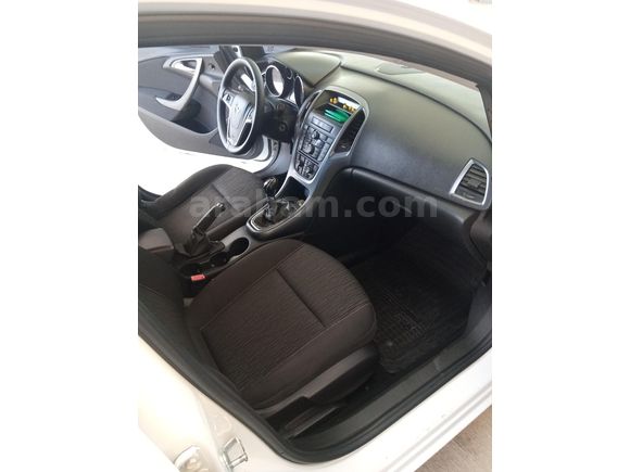 Sahibinden Opel Astra 1.6 Edition plus2013 Model