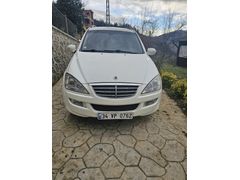 Acil Sahibinden Ssangyong Kyron 2.0 L XDI Limited 4x4 2011 Model  206.000 km Beyaz