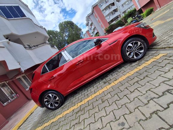 Sahibinden Renault Megane 1.5 dCi Touch Plus 2016 Model