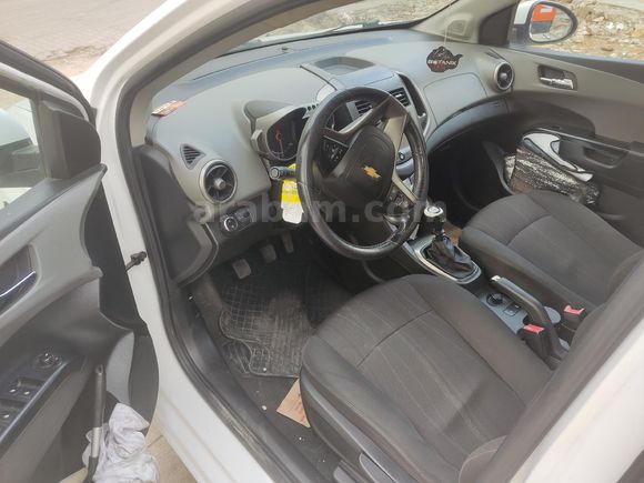 Sahibinden Chevrolet Aveo 1.3 D LTZ 2012 Model  202000 km Beyaz
