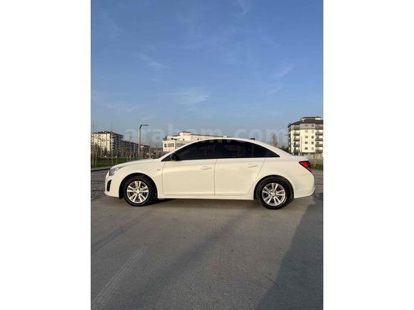 BAKIMLI CHEVROLET CRUZE