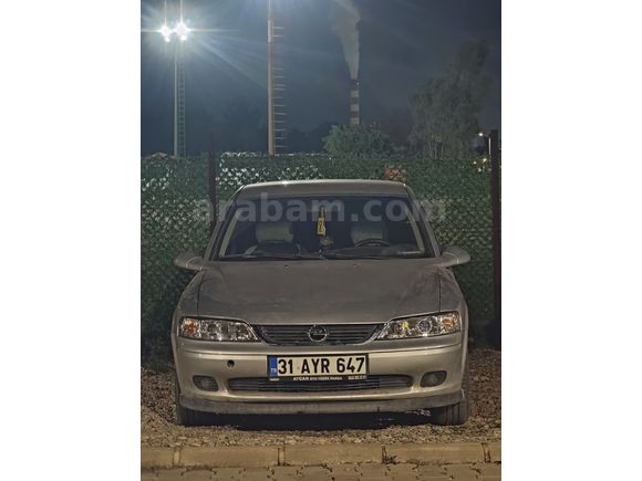 Opel Vectra 1.6 sıfır motorlu masrafsız 
