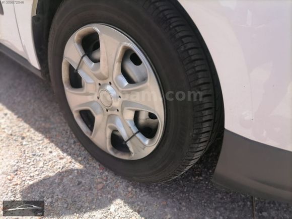 ERDAL HOCA OTO GALERİDEN 2022 MODEL COURİER 1.5 DELUXE