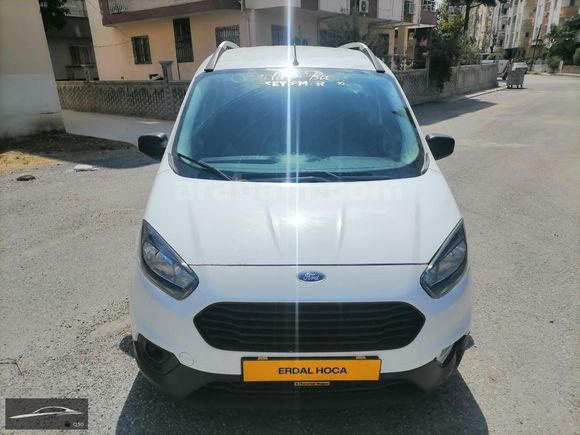 ERDAL HOCA OTO GALERİDEN 2022 MODEL COURİER 1.5 DELUXE