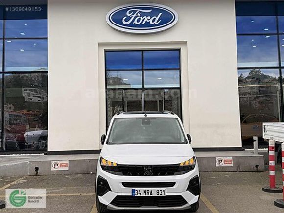 Ford Bayi Gürbaşlar 2025 Rifter Gt Cam Tavan Hatasız 15B Km