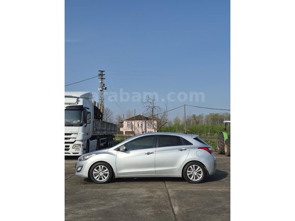 Sahibinden Hyundai i30 1.6 CRDi Elite 2013 Model