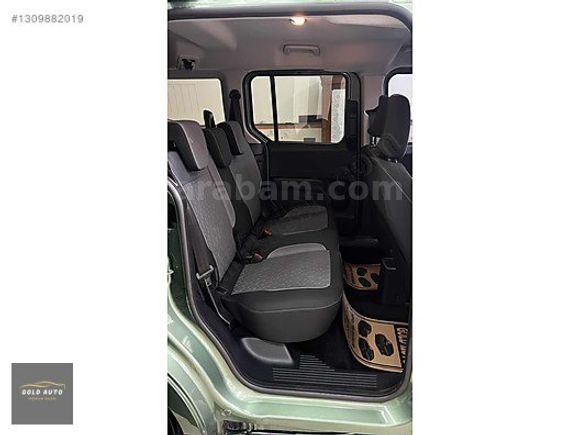BOYASIZ 40 BİN'DE 2024 COURİER 1.5 ECO BLUE TİTANİUM SRVS BKM'LI