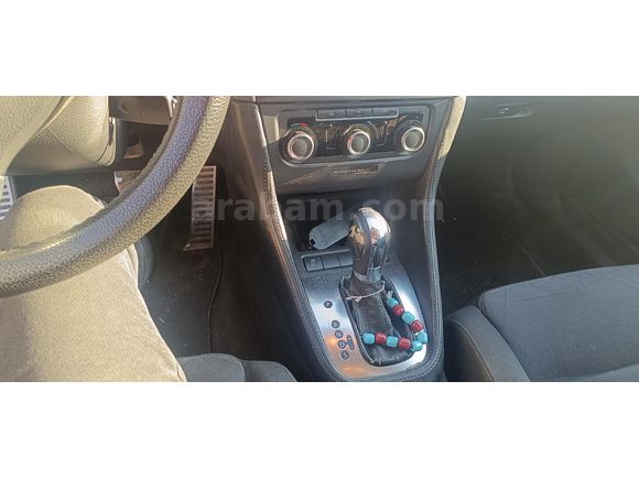 Sahibinden Volkswagen Golf 1.6 TDi Highline 2012 Model