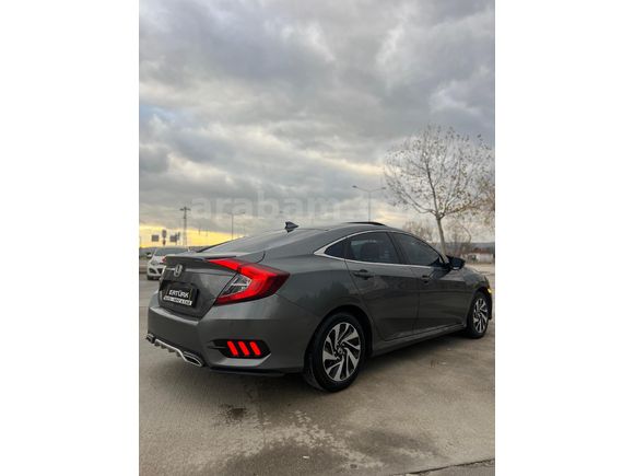 Sahibinden Honda Civic 1.6i VTEC Eco Elegance 2017 Model
