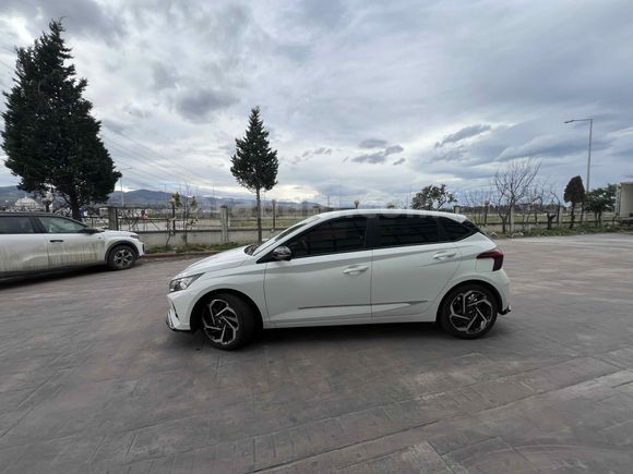 Sahibinden Hyundai i20 1.4 MPI Style Plus 2022 Model 