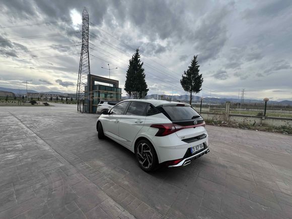 Sahibinden Hyundai i20 1.4 MPI Style Plus 2022 Model 