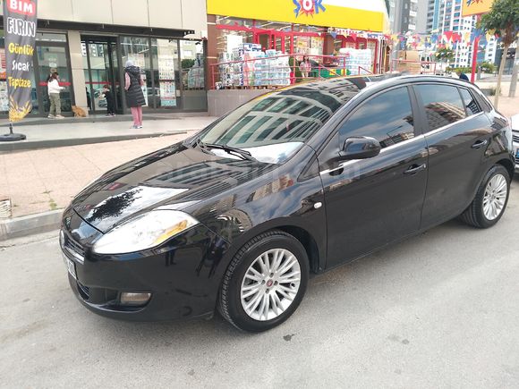 Sahibinden Fiat Bravo 1.6 Mjet Dynamic 2008 Model  268.000 km Siyah