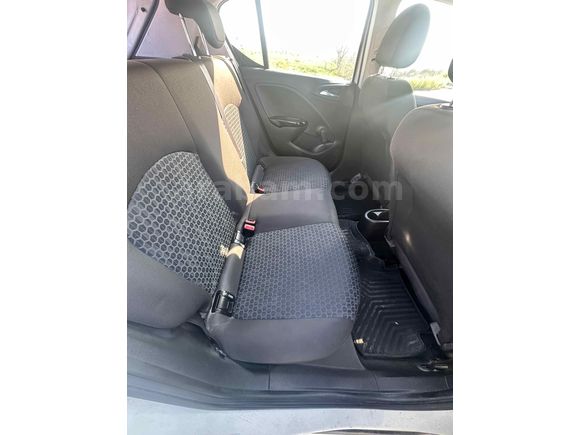 Sahibinden Opel Corsa 1.4 essentia 2015 Model 