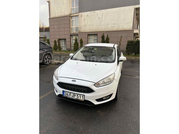 Sahibinden Ford Focus 1.6 Ti-VCT Trend X 2015 Model 