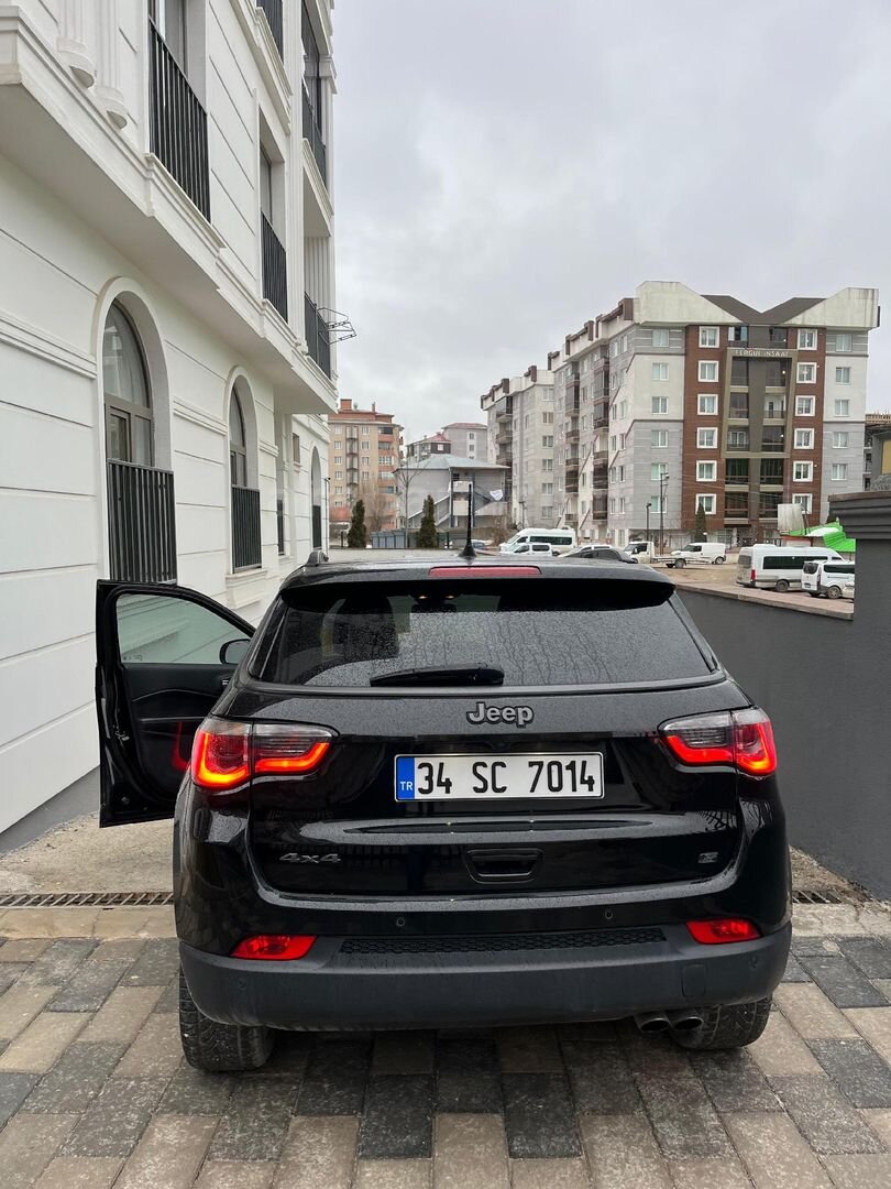 Sahibinden Jeep Compass 1.4 Limited 2020 Model 39.000 km Siyah 4