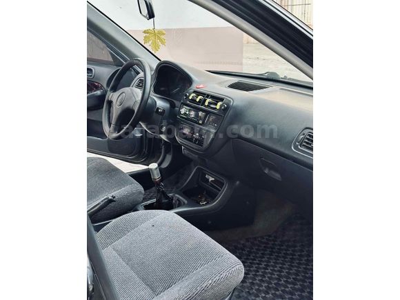 Sahibinden Honda Civic 1.4 i S 1999 Model 