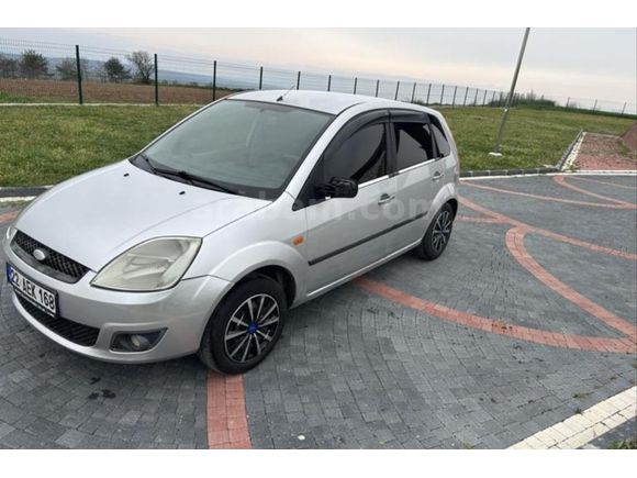 Sahibinden Ford Fiesta 1.4 Comfort 2005 Model