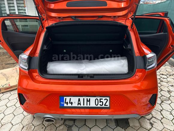 Sahibinden Renault Clio 1.0 TCe Techno Esprit Alpine 2024 Model
