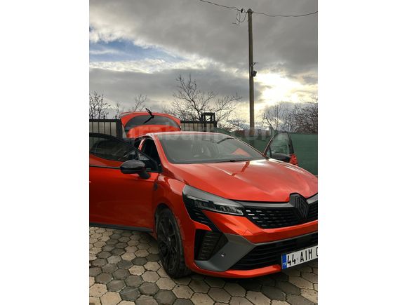 Sahibinden Renault Clio 1.0 TCe Techno Esprit Alpine 2024 Model